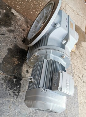 赛威减速机 KAF97 DRS112M4 电机功率4KW 速 备件/咨询