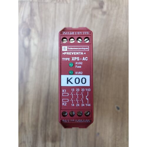 施耐德安全继电器XPSAC5121成色实物图 备件/咨询