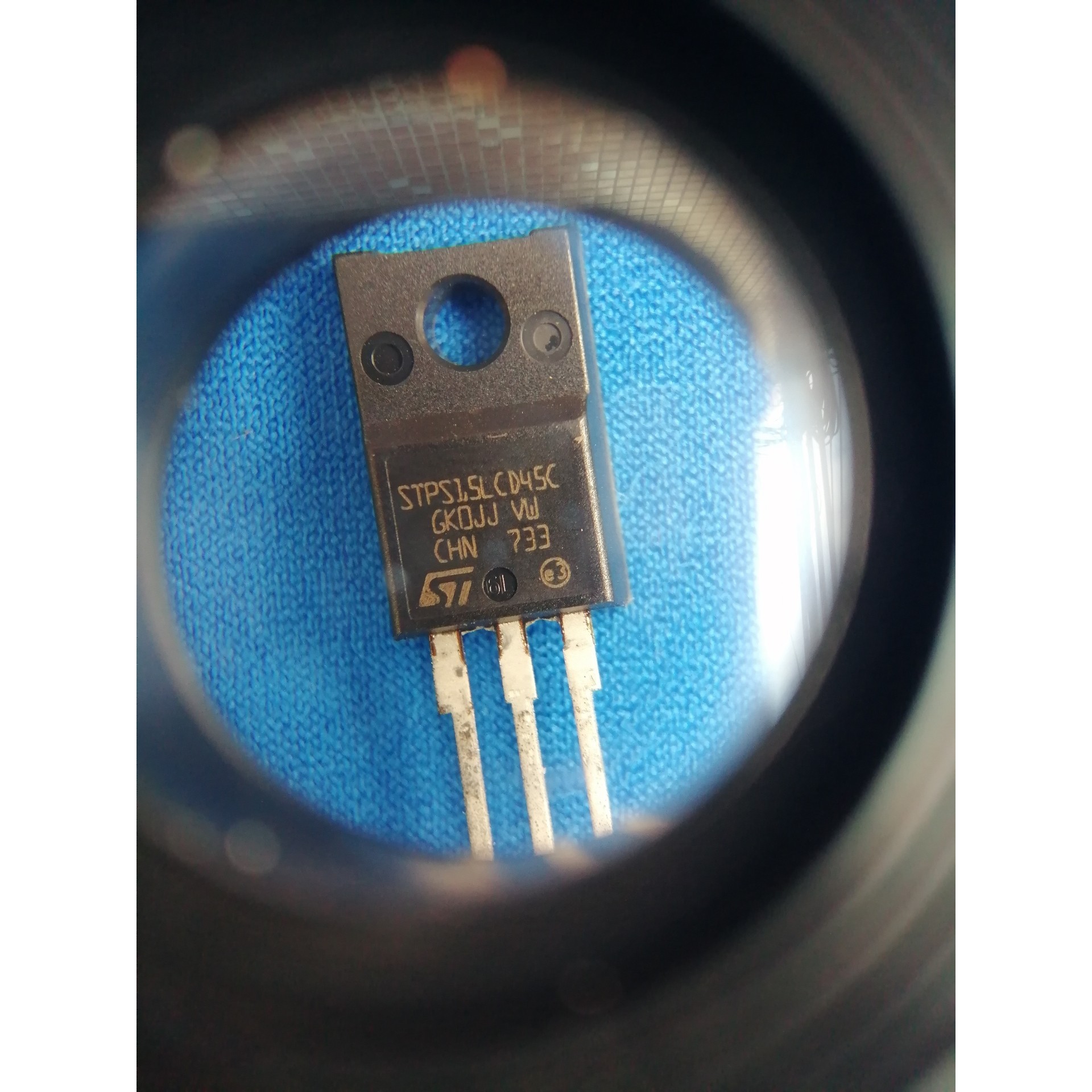 肖特基极管STPS15LCD45C385pcs 备件/咨询