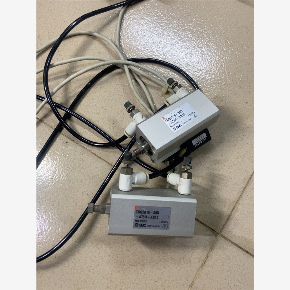 拆机SMC气缸DQ2B16-30A73