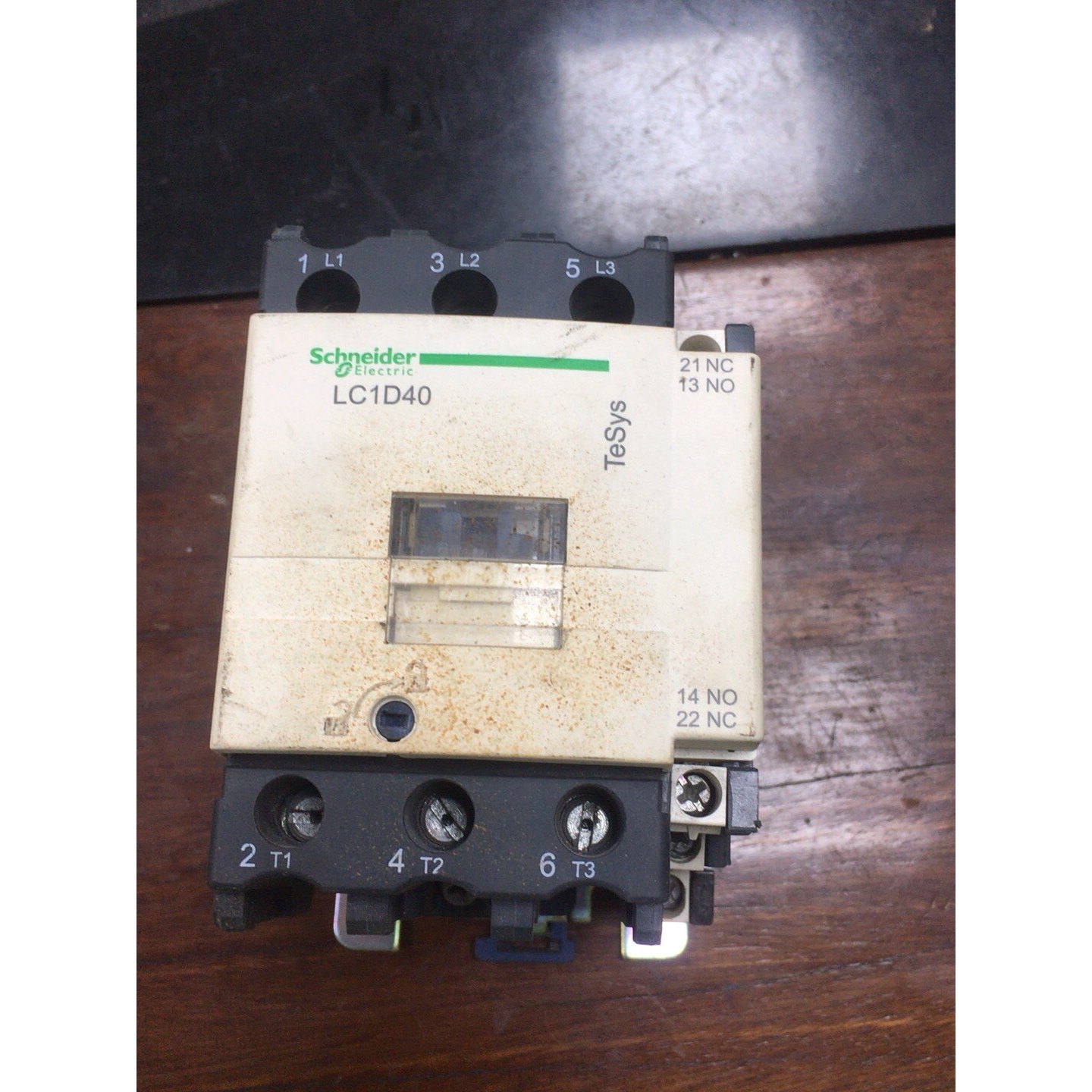 施耐德原装交流接触器LC1D40接触器数量1个线圈220 备件/咨询