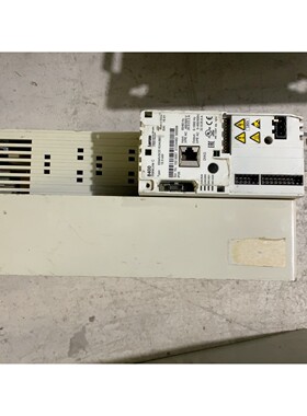 伦茨变频器E84AVSCE1534VB0有瑕疵 备件/咨询