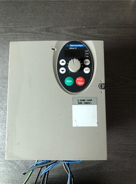 施耐德ATV31HU22N4A型号变频器2台，380W 维修/咨询