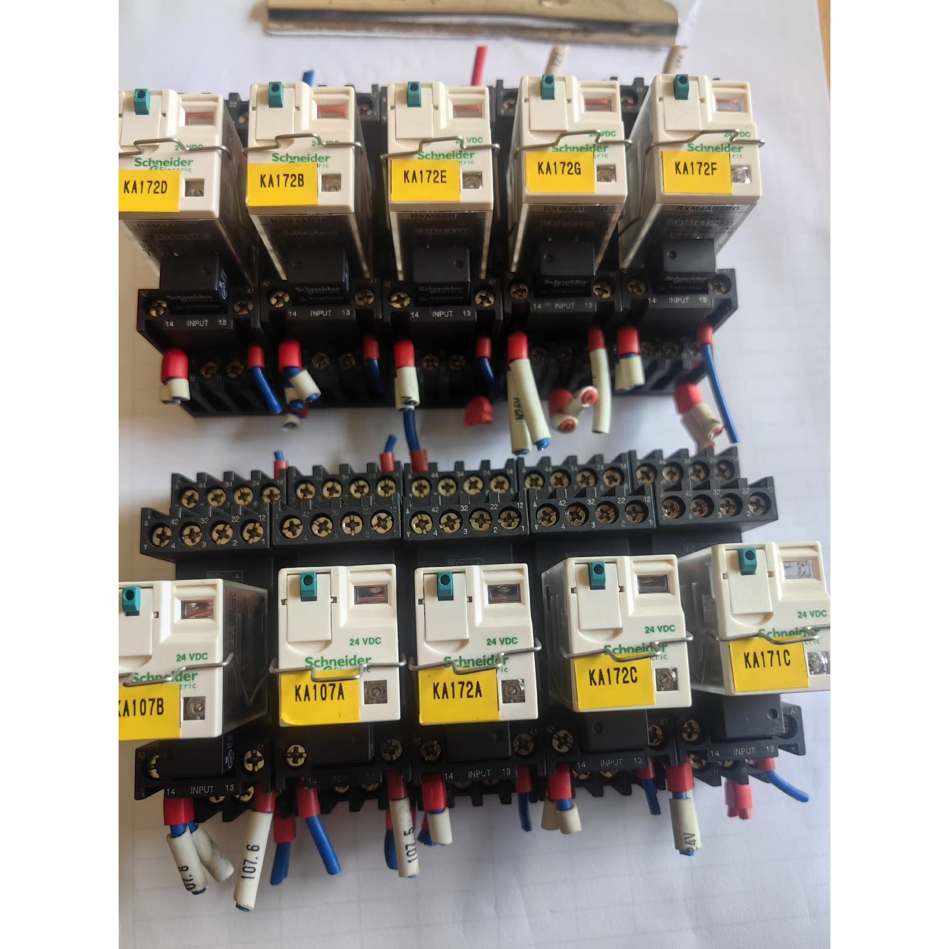 施耐德继电器RXM4AB2BD(14脚6A线圈24V 备件/咨询