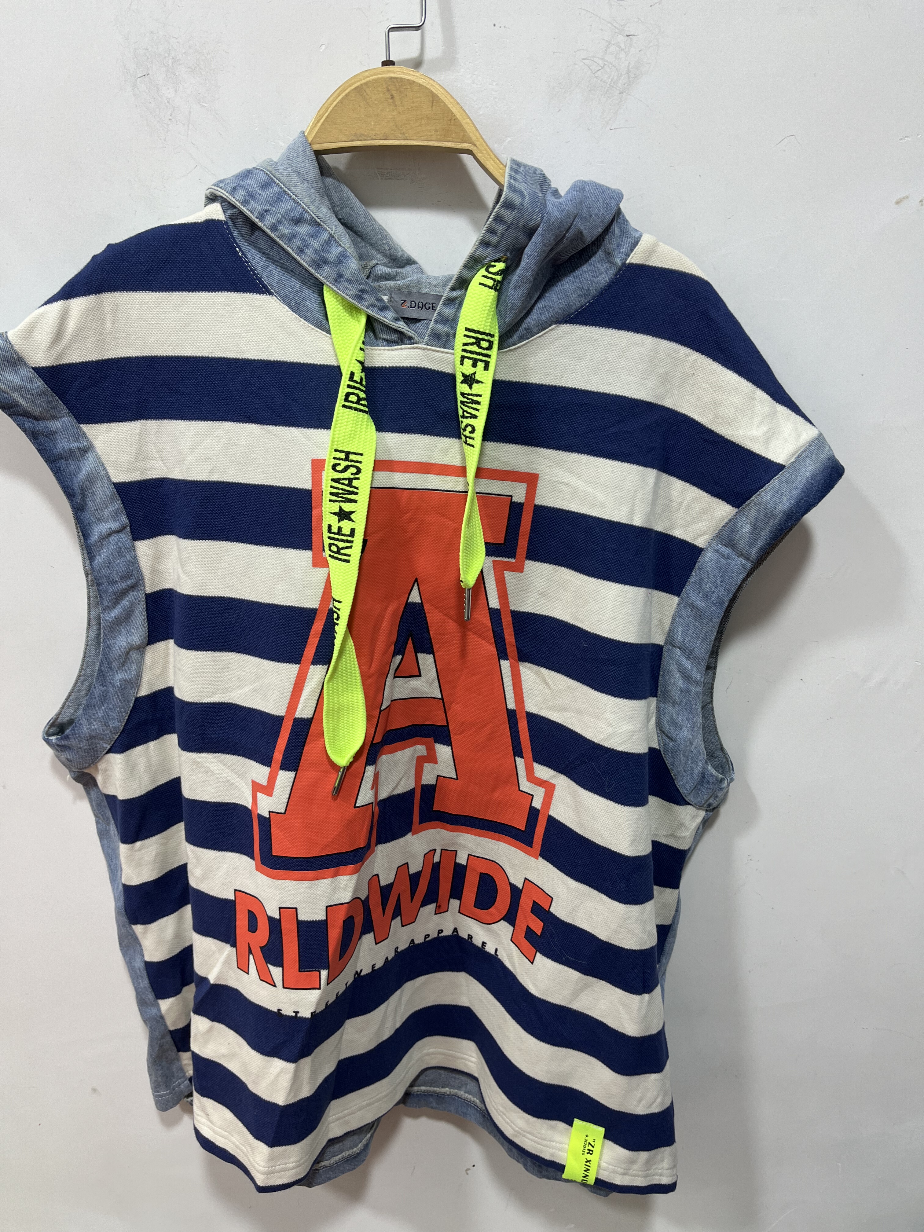 亏本清货夏季加肥加大码男装时尚潮牌休闲牛仔连帽背心马甲,男装,常规马甲,淘宝优惠券,粉丝福利购,淘宝优惠卷