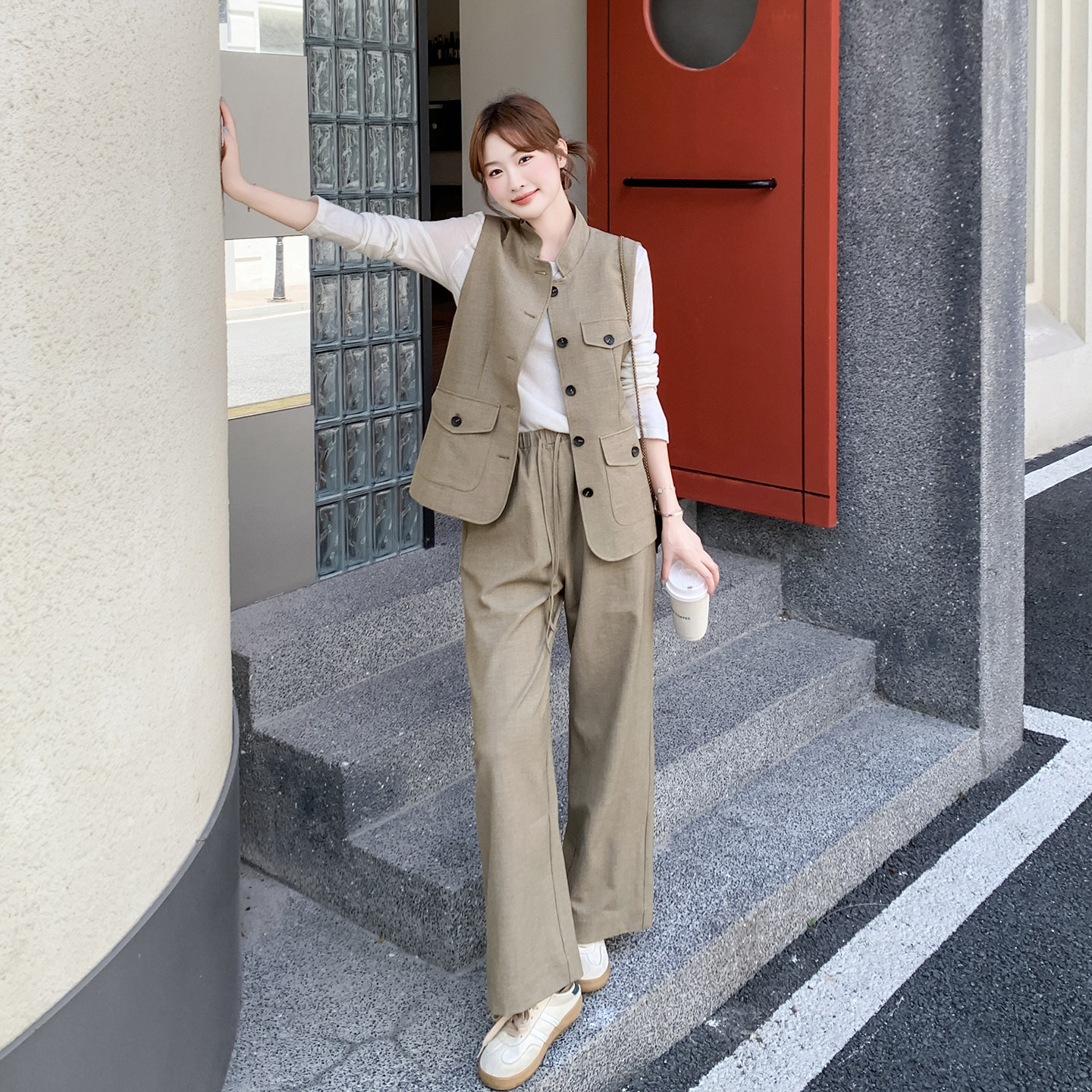 轻熟感时尚套装女士2026早秋新款韩系设计感休闲马甲阔腿裤两件套