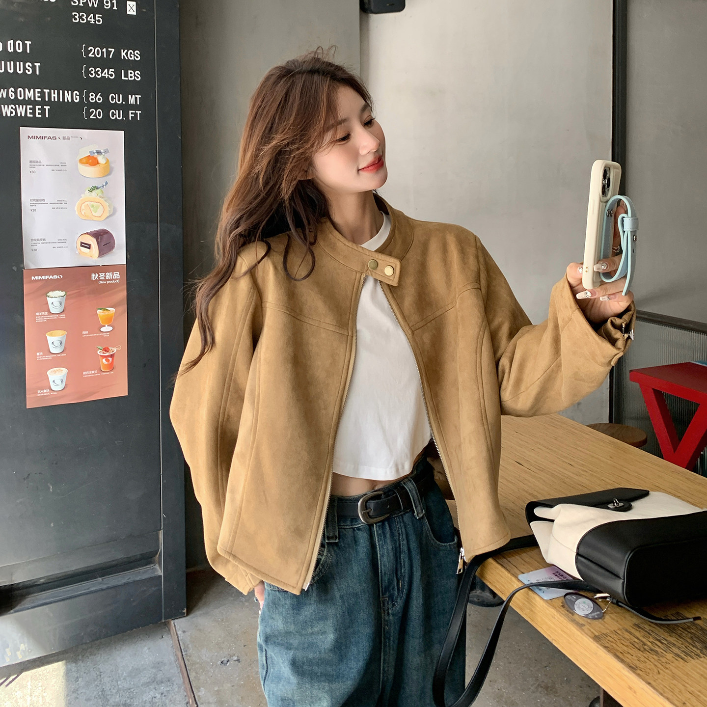 驼色复古麂皮绒短外套女小个子2026春天新款韩版又酷又飒甜酷夹克