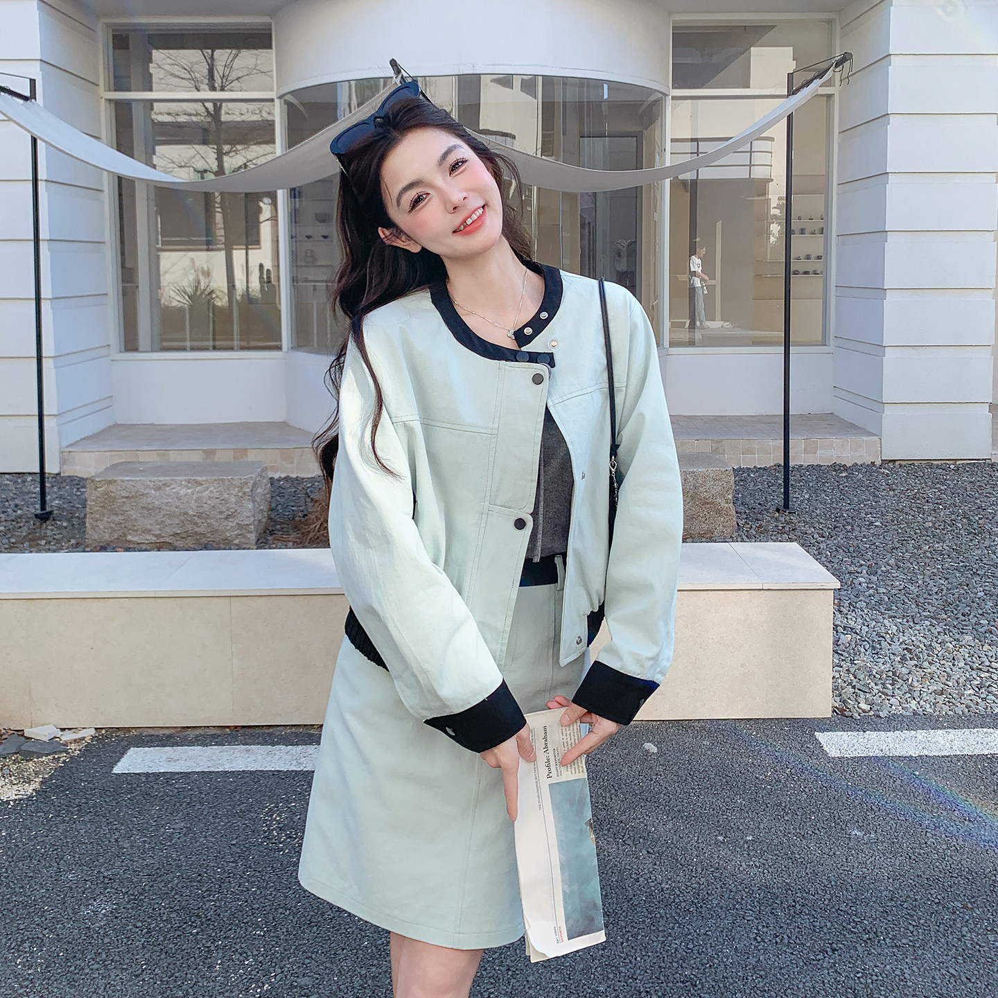 2026开春超火爆款小个子时尚穿搭套装女新款拼色上衣半身裙两件套