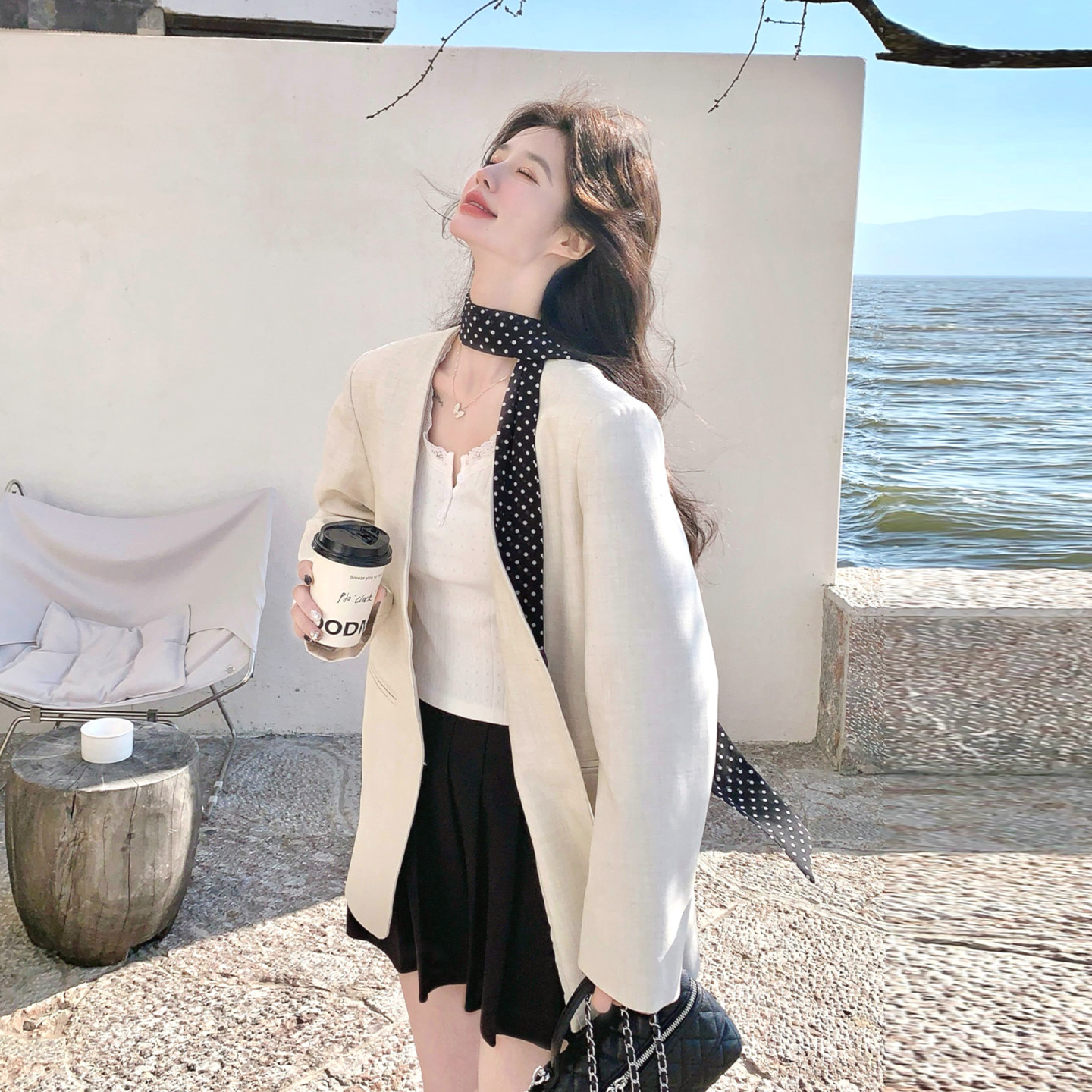 米白色韩系波点飘带V领西装外套女2026春新款高级感气质休闲西服