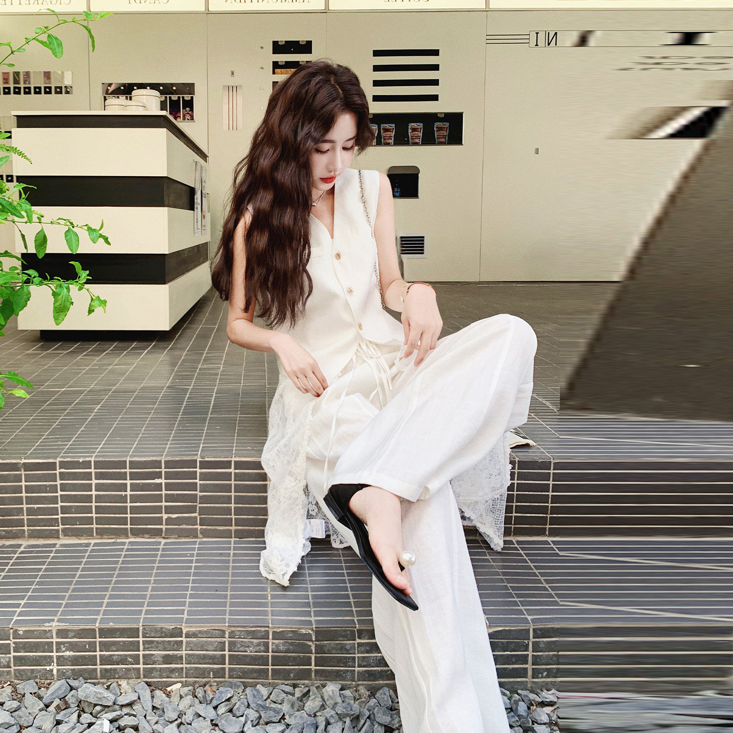 法式优雅高级感三件套女2026夏季新款V领马甲蕾丝内搭阔腿裤套装