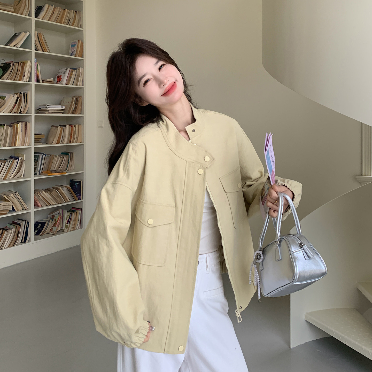 早春韩系氛围感休闲外套女小个子穿搭宽松显瘦工装夹克2026年新款