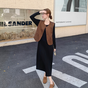 复古轻熟风麂皮绒马甲连衣裙套装女2026春法式气质显瘦长裙两件套