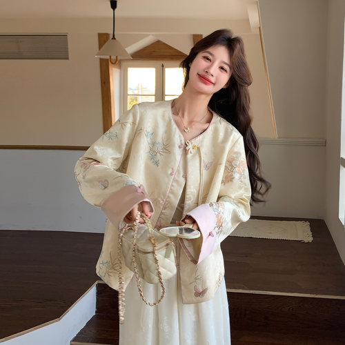 新中式刺绣短外套女复古盘扣