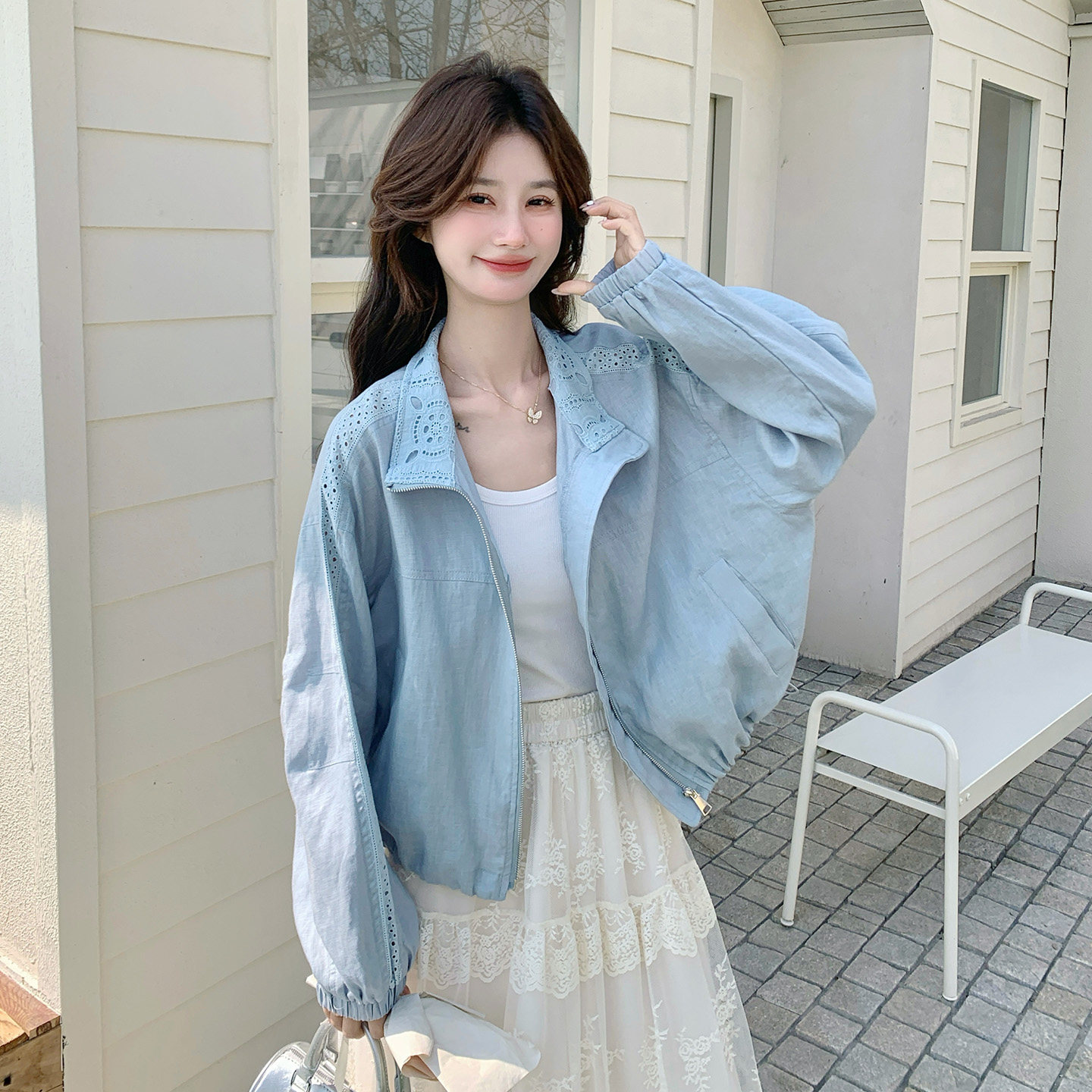 蓝色韩系风减龄设计感小个子外套女2026春季新款镂空蕾丝拼接上衣