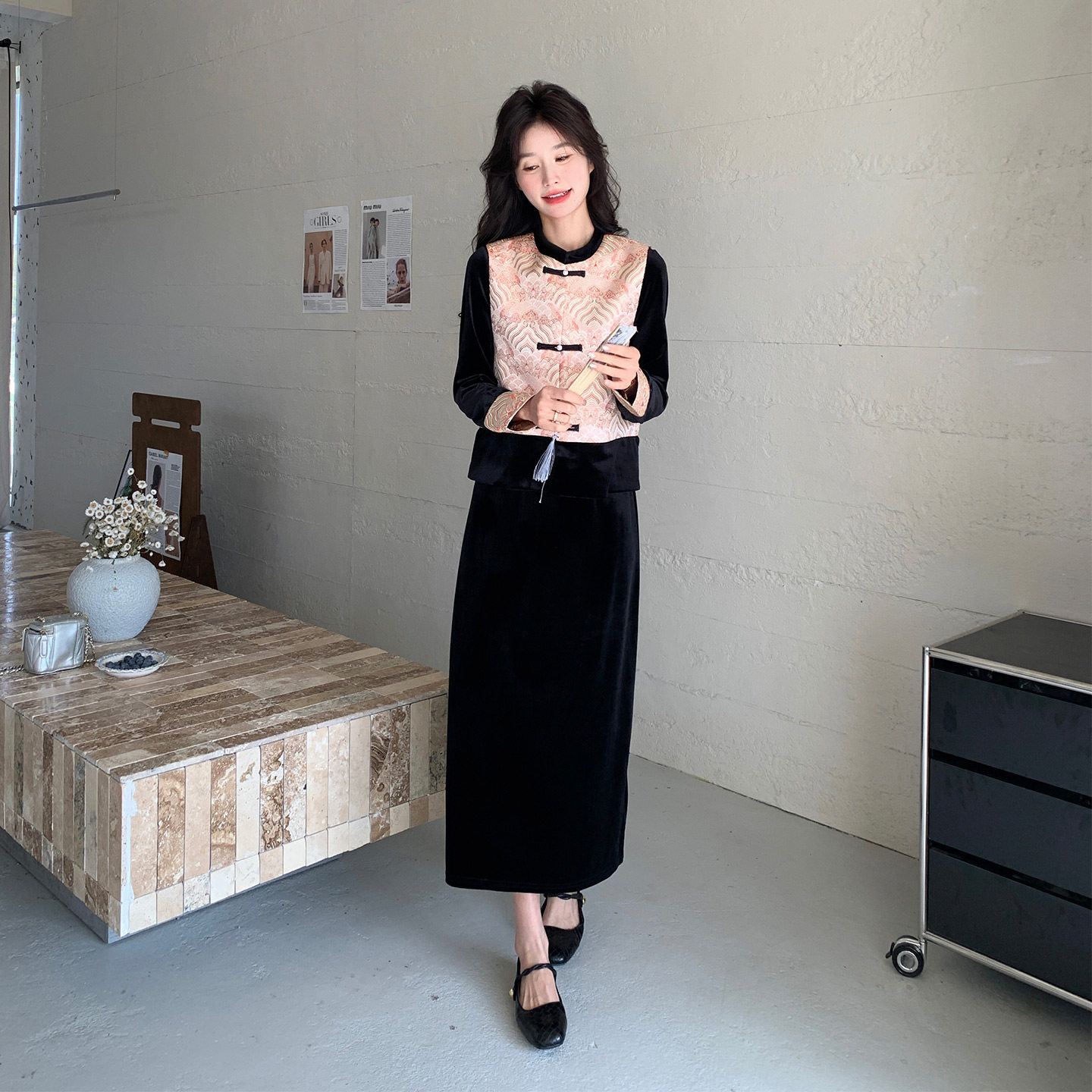新中式复古千金风丝绒连衣裙套装女2026新款国风印花马甲两件套秋
