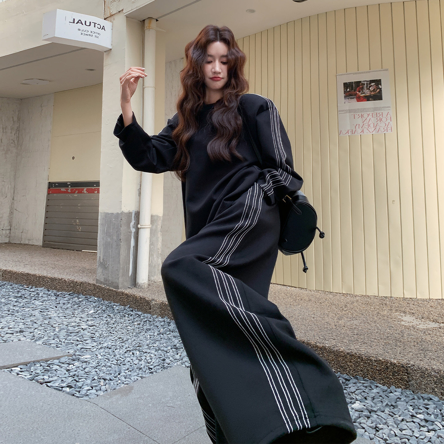 休闲撞色条纹卫衣套装女
