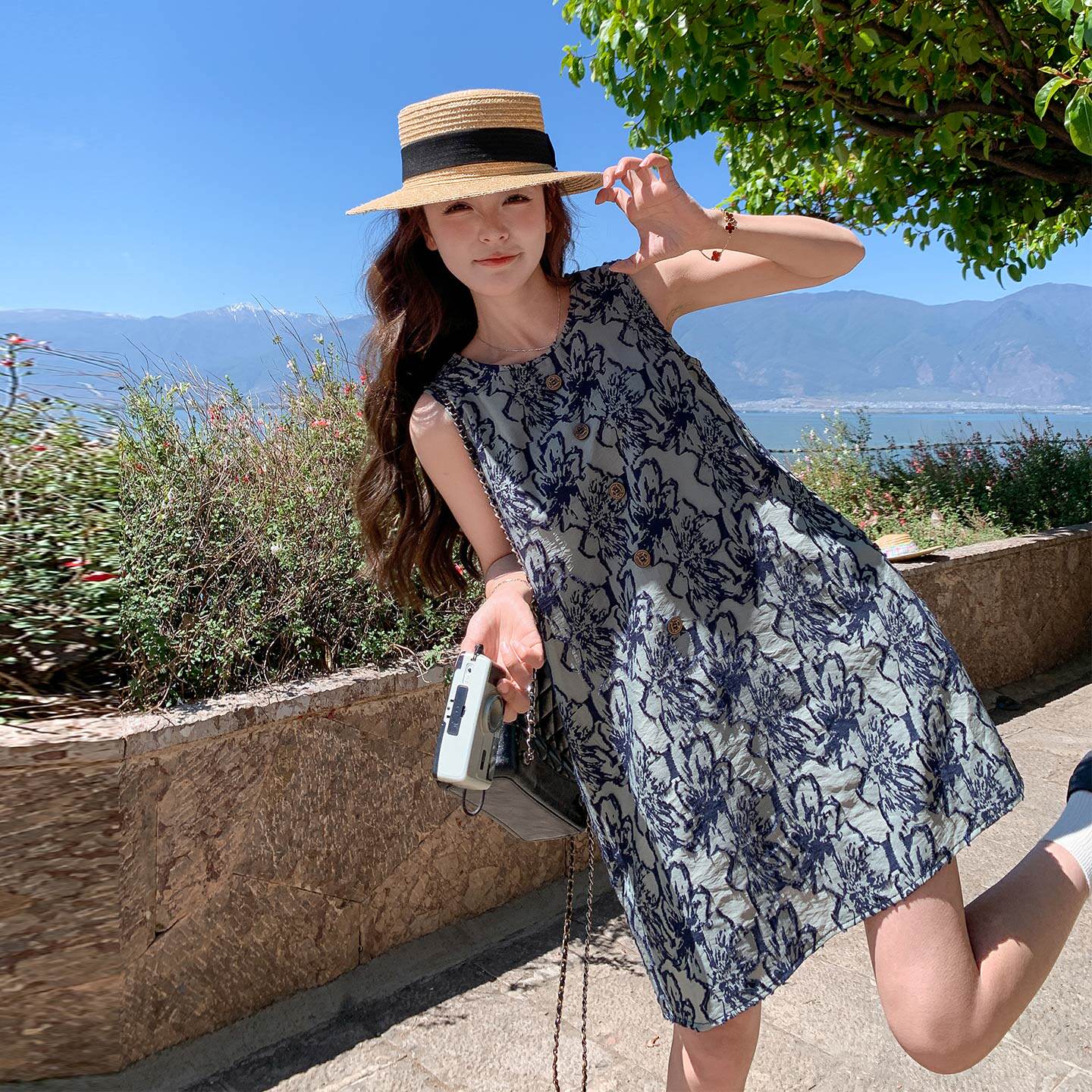 初夏别致高级感新中式水墨画连衣裙女2026新款小个子高级感背心裙