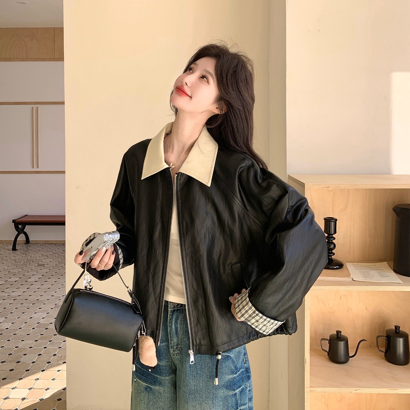 黑色美式格纹拼接皮衣外套女短款2026春季小个子气质休闲PU皮夹克