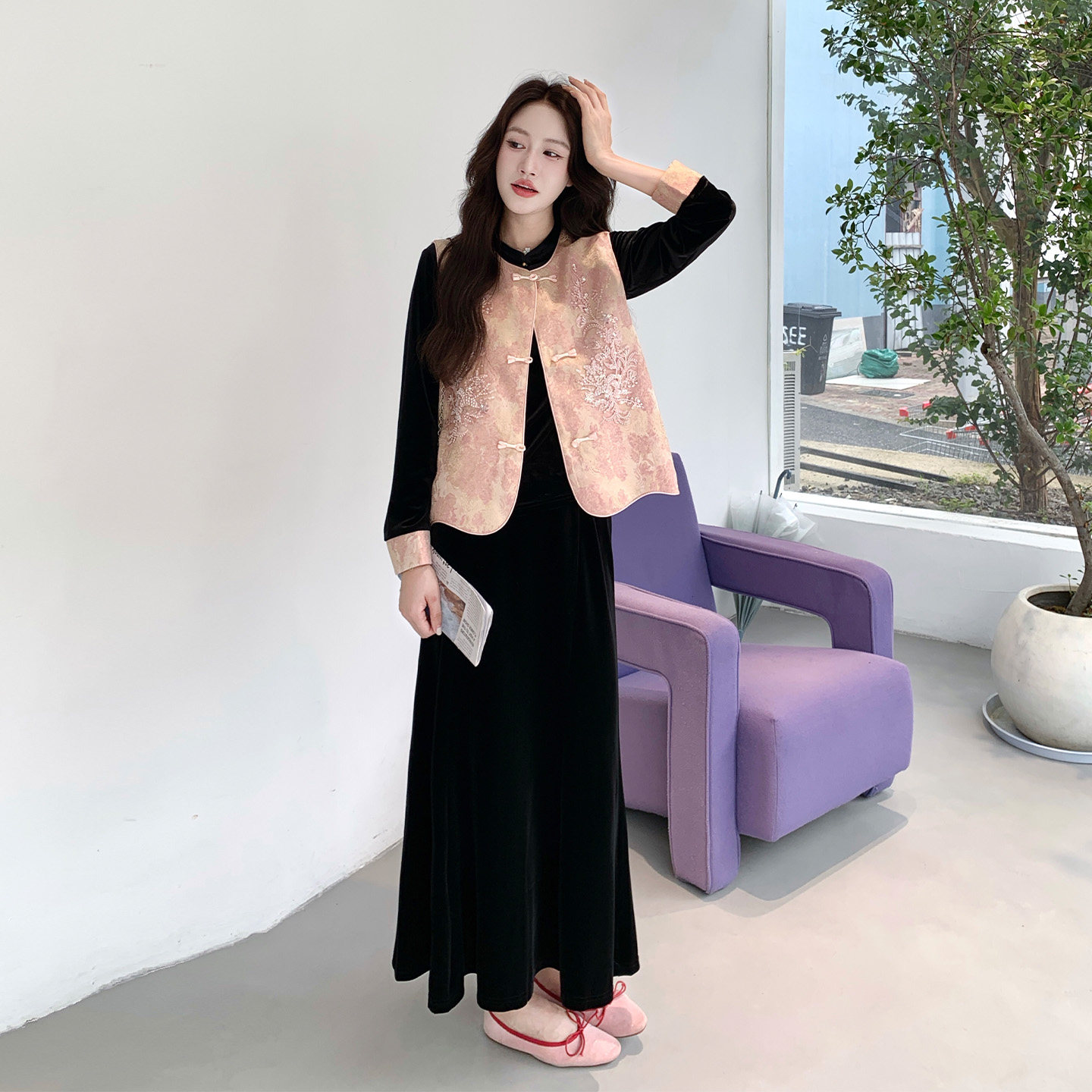 秋季新中式刺绣马甲三件套女