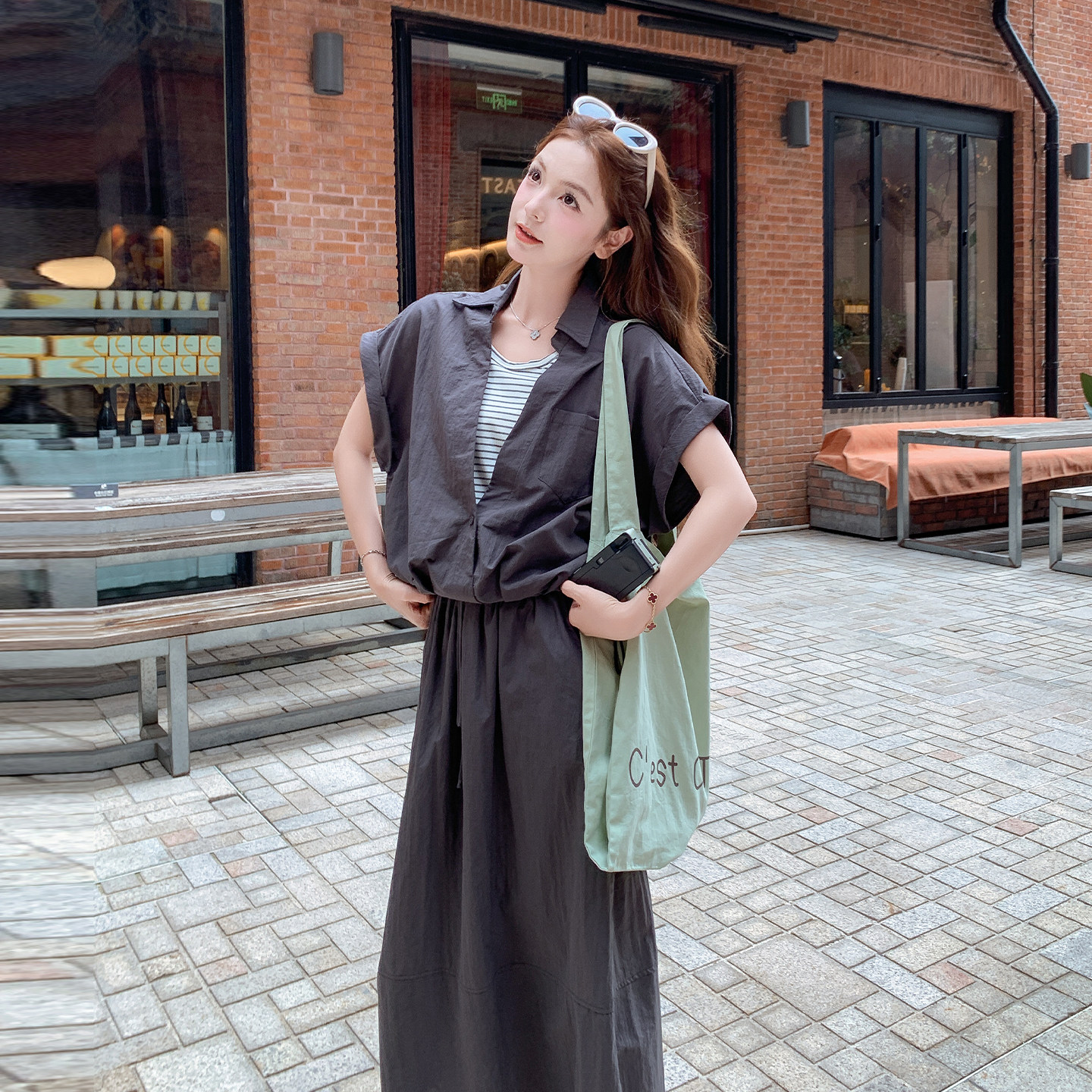 女夏假两件短袖显瘦套装
