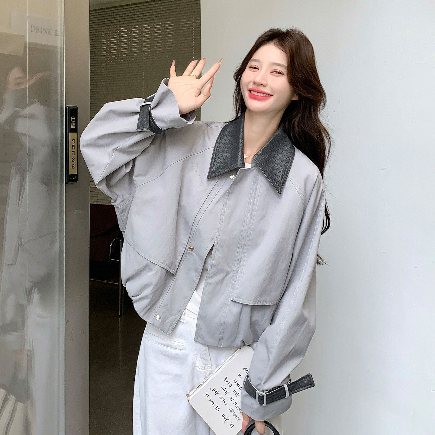 盐系工装风翻领拼接短外套女
