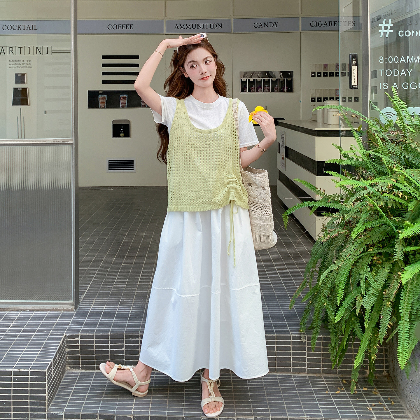 夏日小清新松弛感叠穿套装2026新款镂空背心休闲T恤半身裙三件套