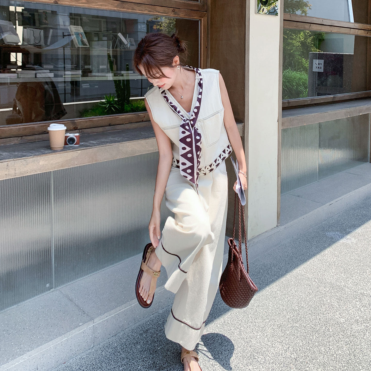 韩系复古高知老钱风套装女2026新款印花V领马甲阔腿裤两件套夏日