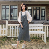 蓝色复古学院风牛仔背带连衣裙套装 女2026春季 俏皮减龄衬衣两件套