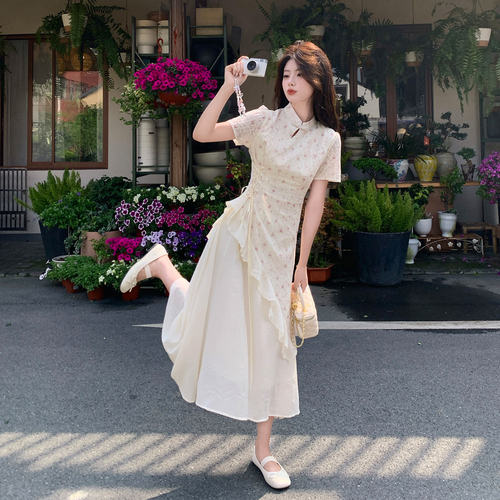 新中式温婉名媛风假两件连衣裙2026新款夏日国风少女感碎花旗袍裙