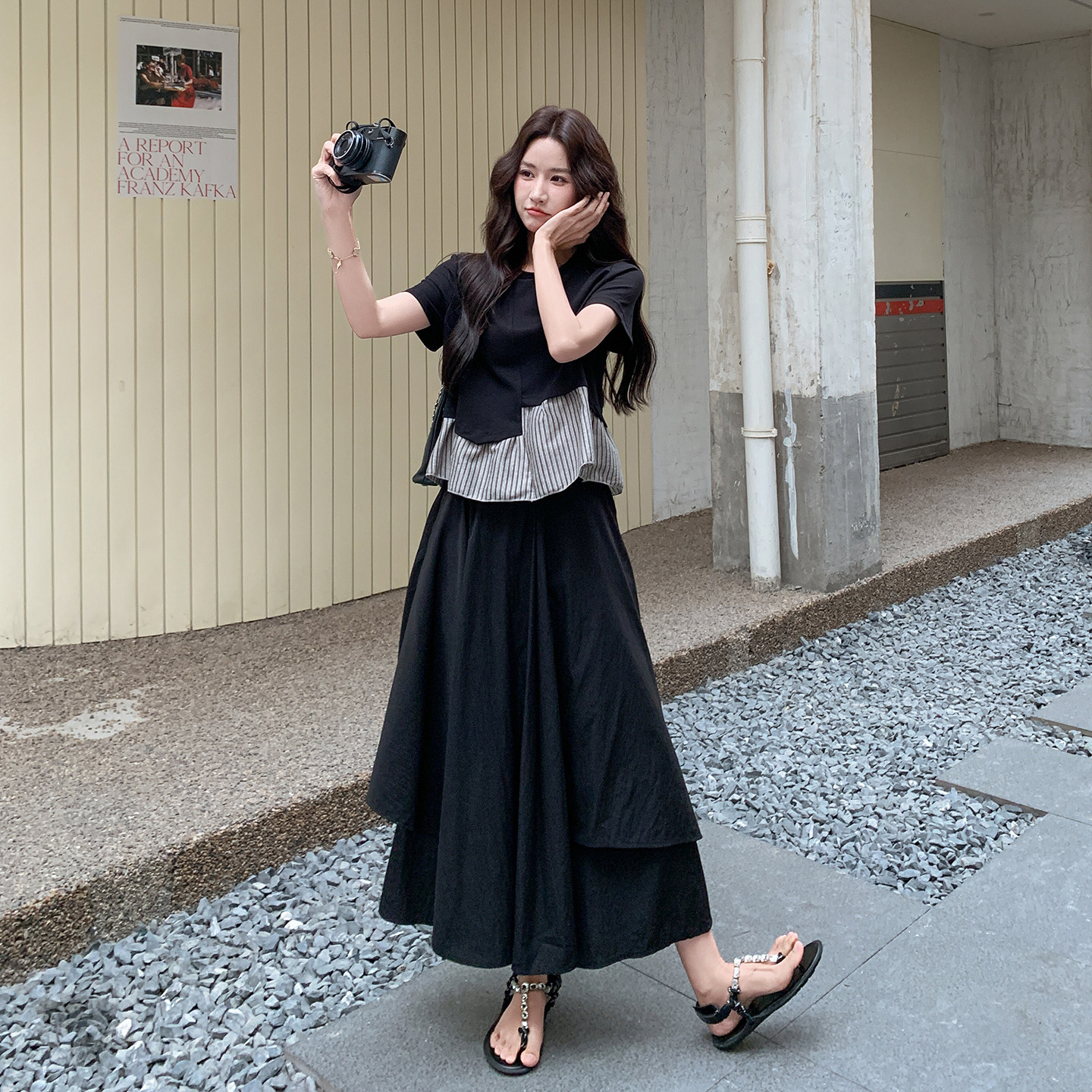 黑色时髦洋气高级感套装女2026新款条纹假两件上衣半身裙两件套夏