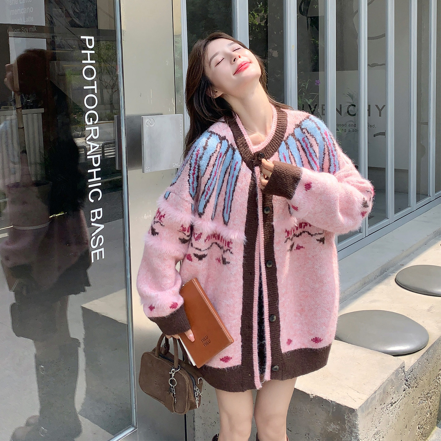 粉色可爱减龄少女感针织外套2026新款韩系软萌甜美风涂鸦撞色毛衣
