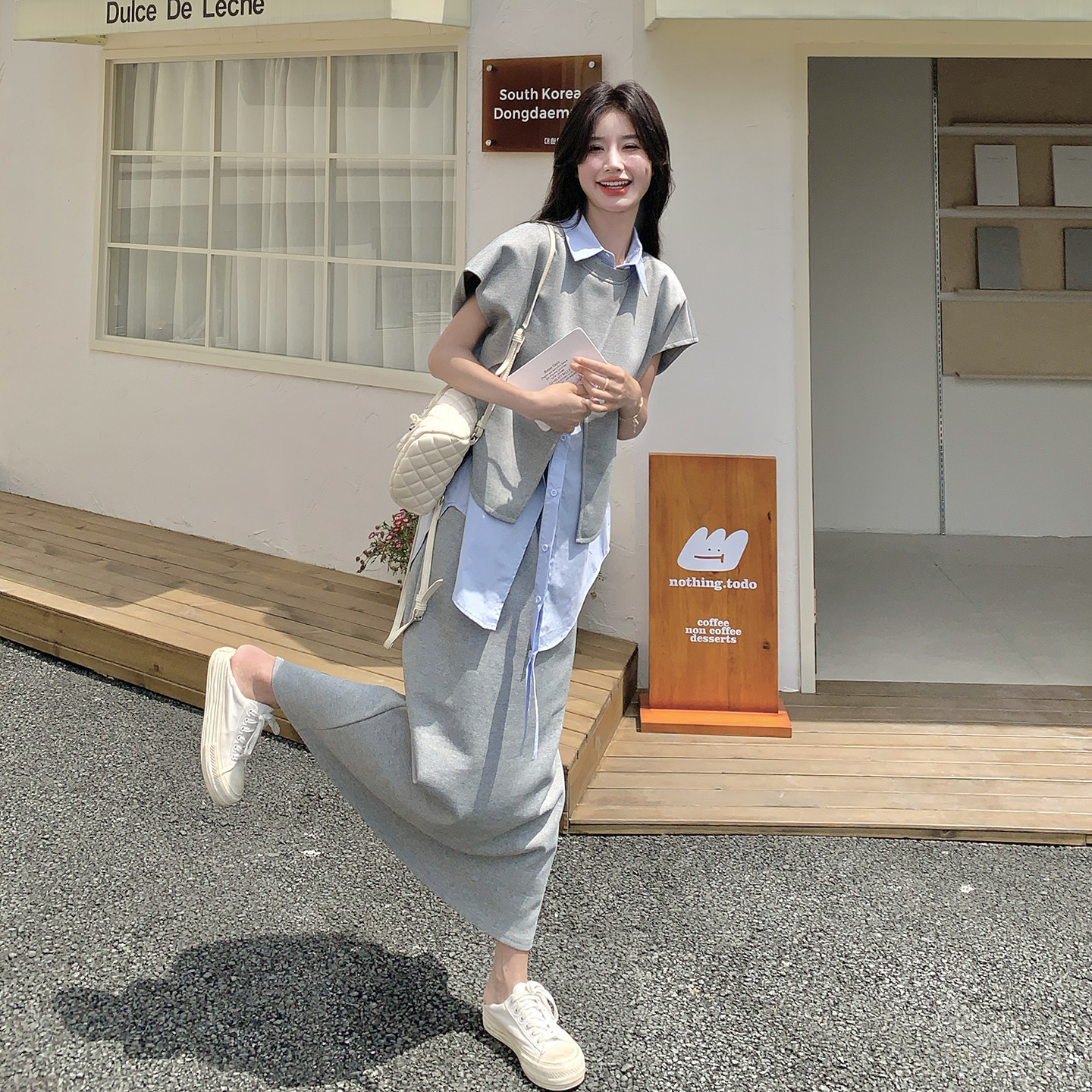 韩系休闲风通勤开叉卫衣套装女2026夏季新款无袖衬衫半身裙三件套