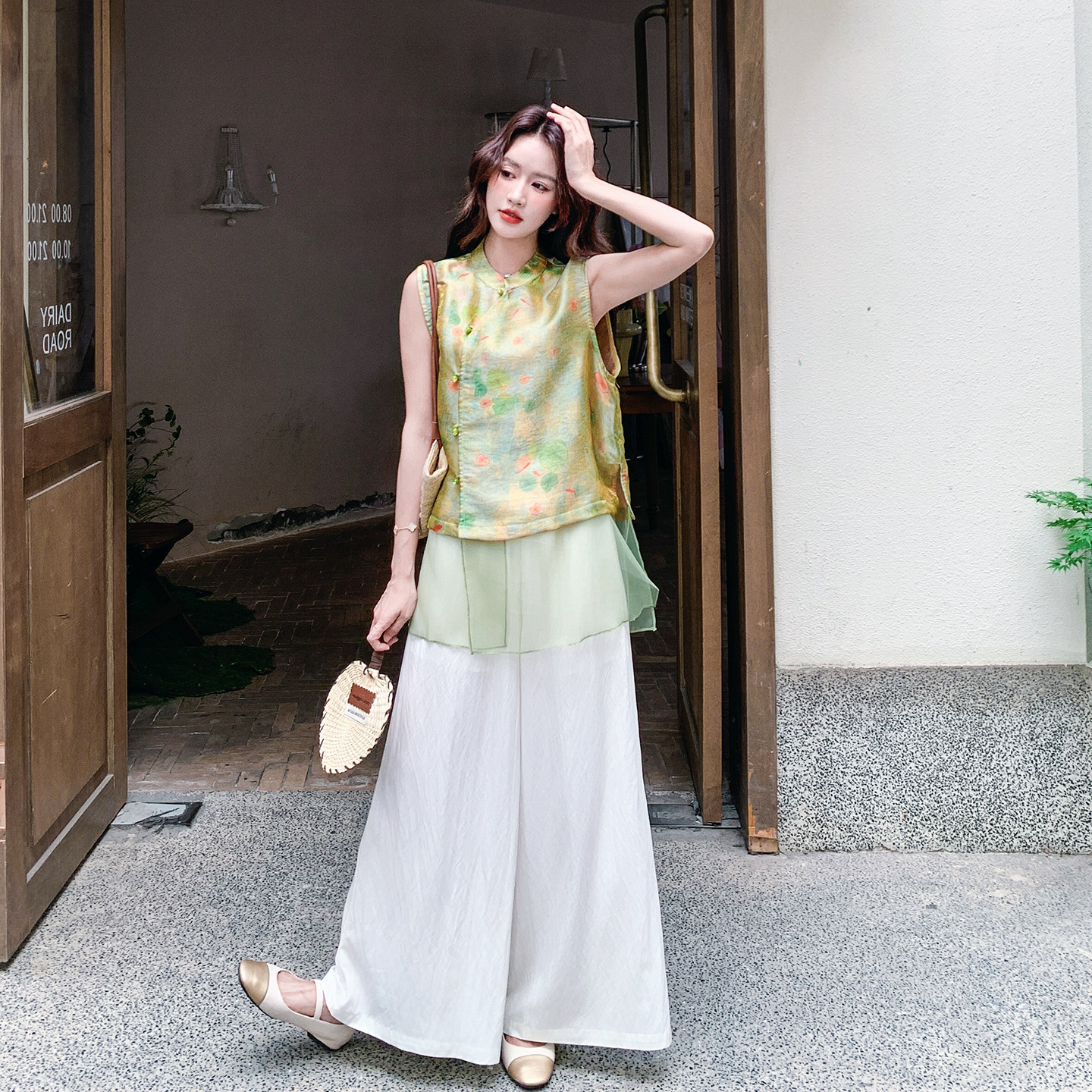 新中式国风高级感网纱拼接印花马甲套装女阔腿裤两件套2026夏新款