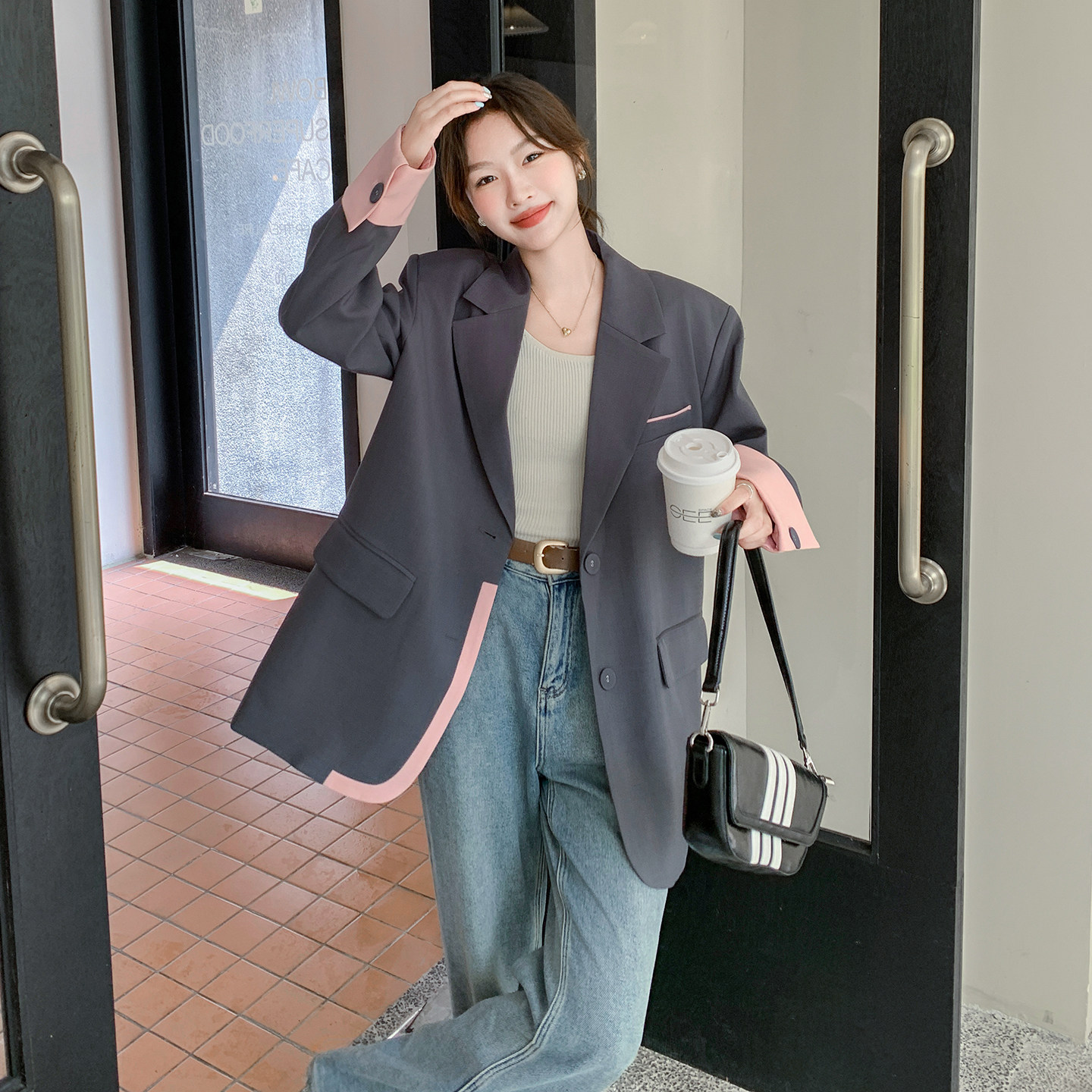 灰色高级感小西装外套女小个子2026春季新款韩版今年流行拼接西服