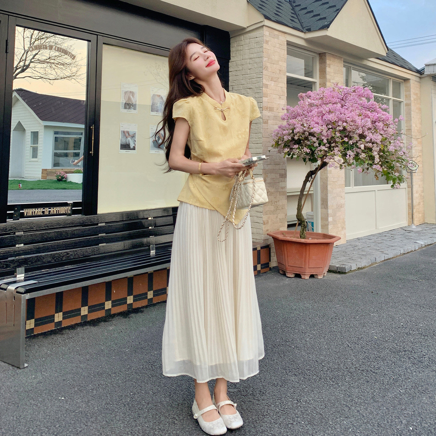 新中式国风设计感盘扣上衣套装女2026新款夏日肌理感半身裙两件套
