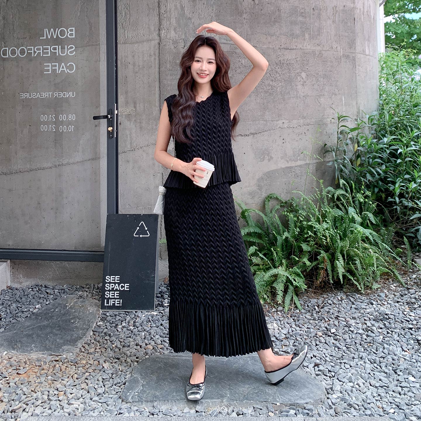 高端优雅肌理感气质套装女2026夏季新款百褶背心鱼尾半身裙两件套