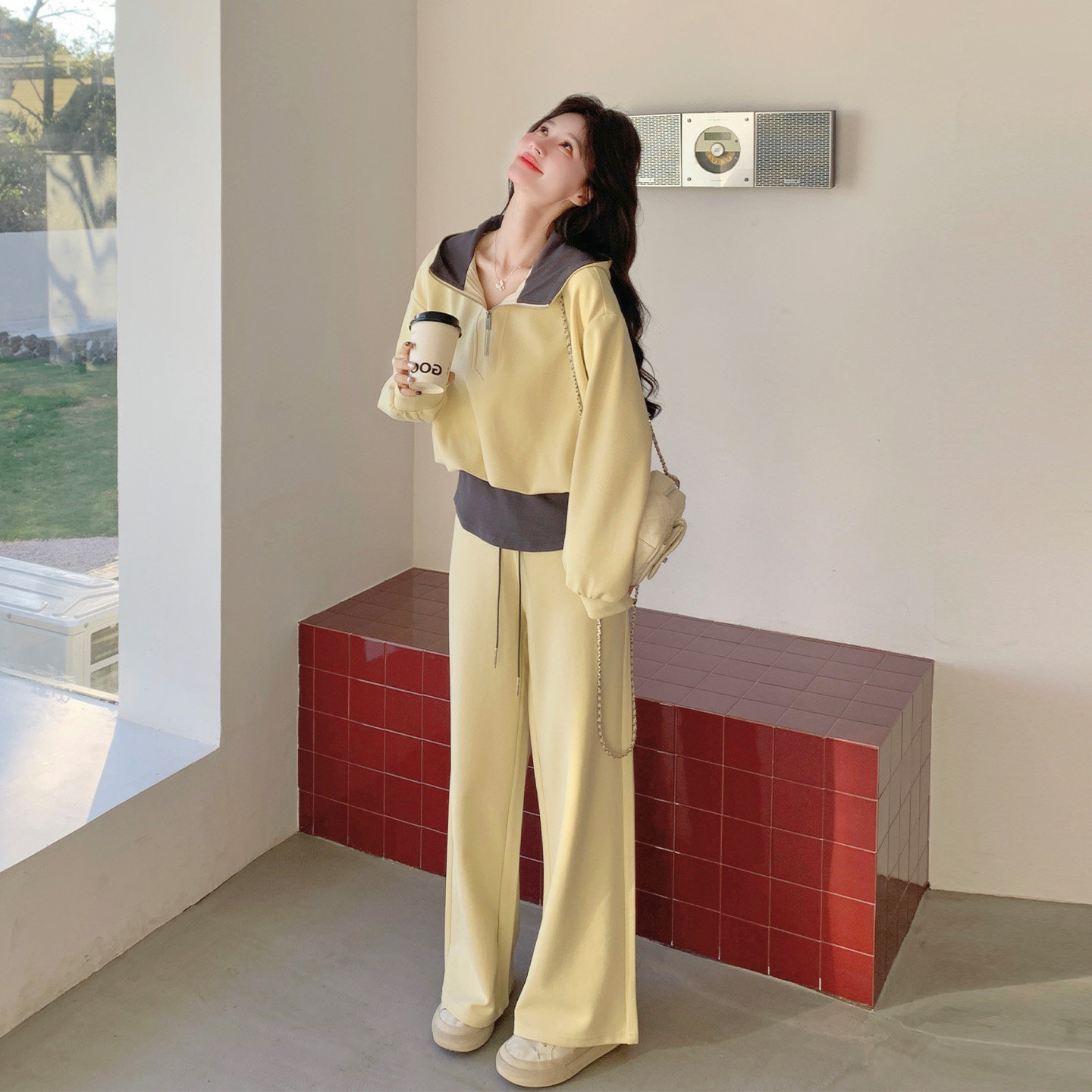 黄色韩版运动休闲套装女2026春新款撞色拼接连帽卫衣阔腿裤两件套
