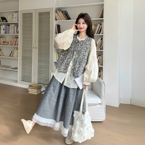 日系文艺风碎花马甲三件套女春季