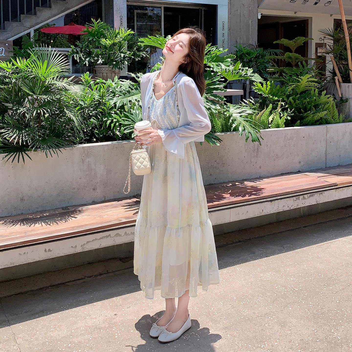 法式仙气飘飘浪漫风扎染印花吊带裙套装女2026新款气质开衫两件套