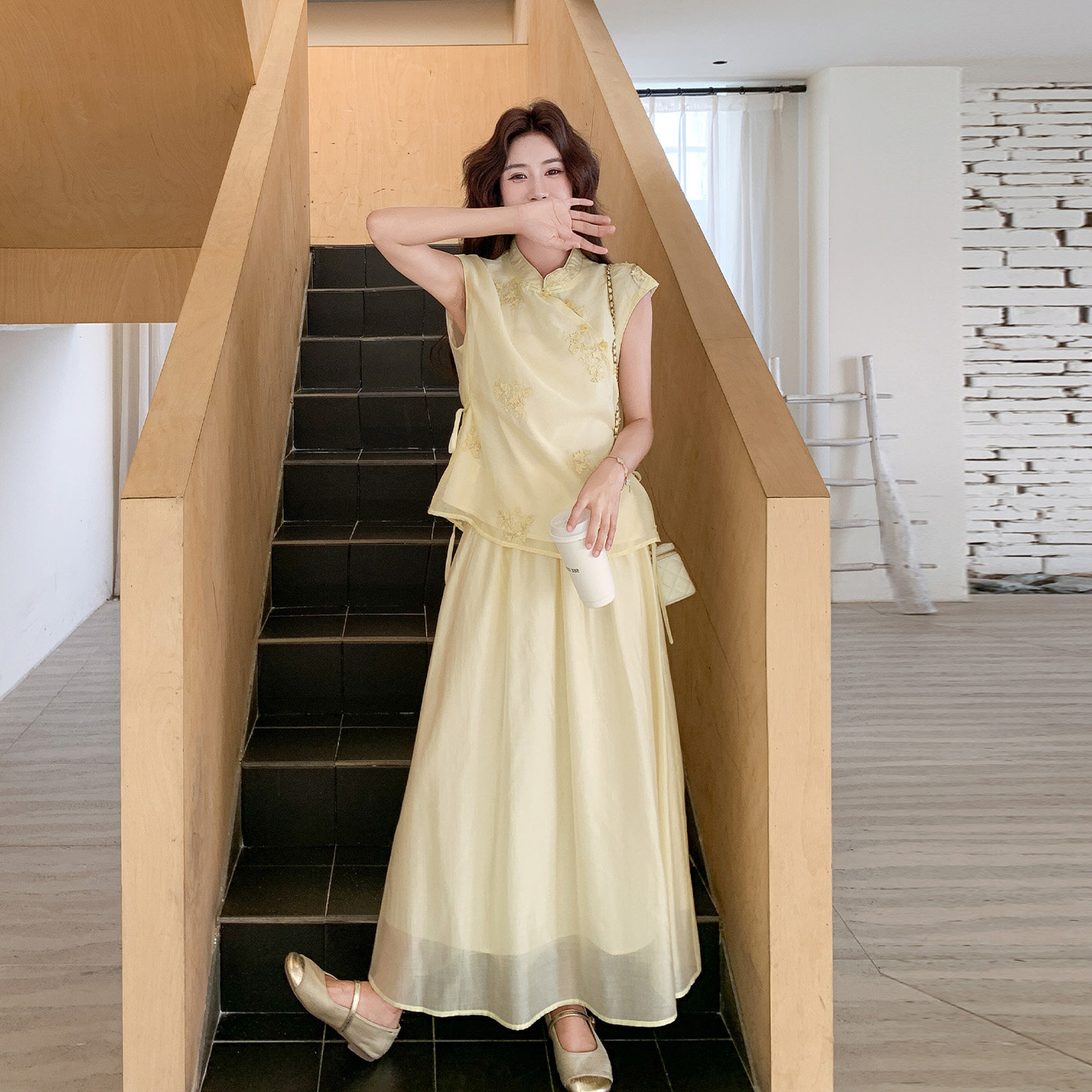 新中式黄色刺绣两件套女夏