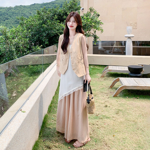 夏日甜辣风PU皮马甲套装女2026新款蕾丝不规则吊带阔腿裤三件套