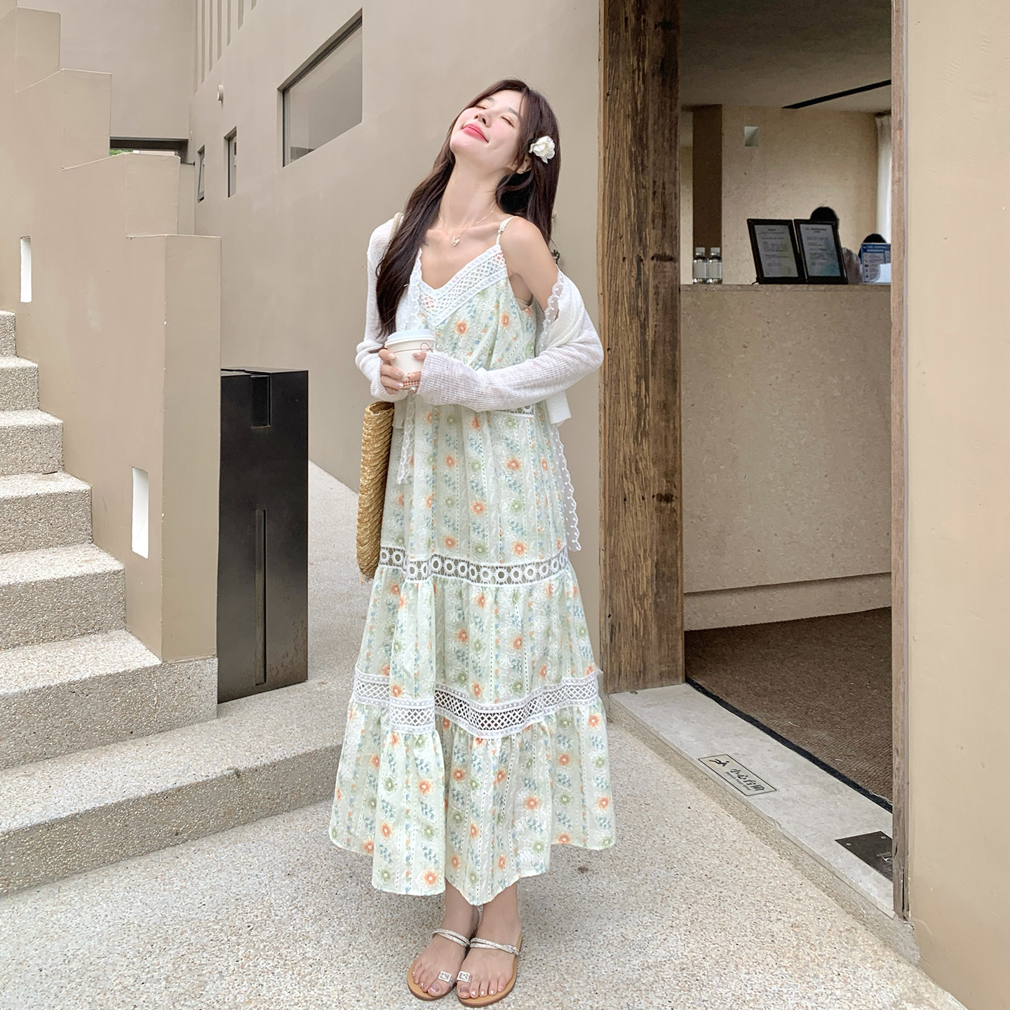 夏日清新灵动少女感碎花吊带连衣裙套装2026新款针织开衫两件套