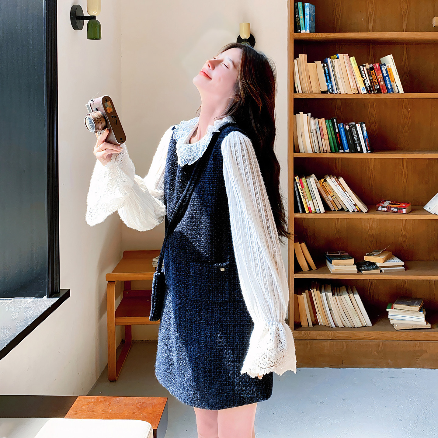 藏青色韩系小香风背心连衣裙套装女2026春新款蕾丝花边内搭两件套