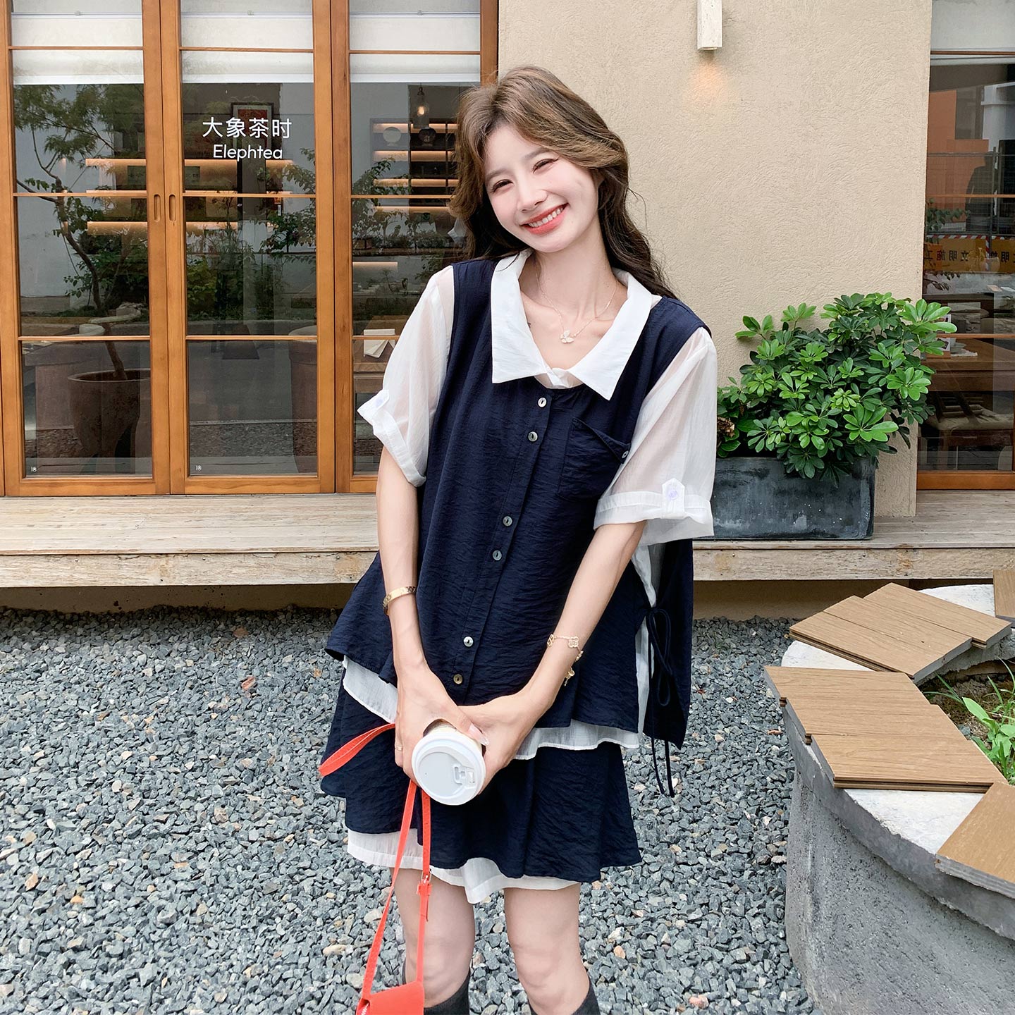 韩版时尚撞色假两件套装女2026新款小个子学院风衬衫短裤两件套夏