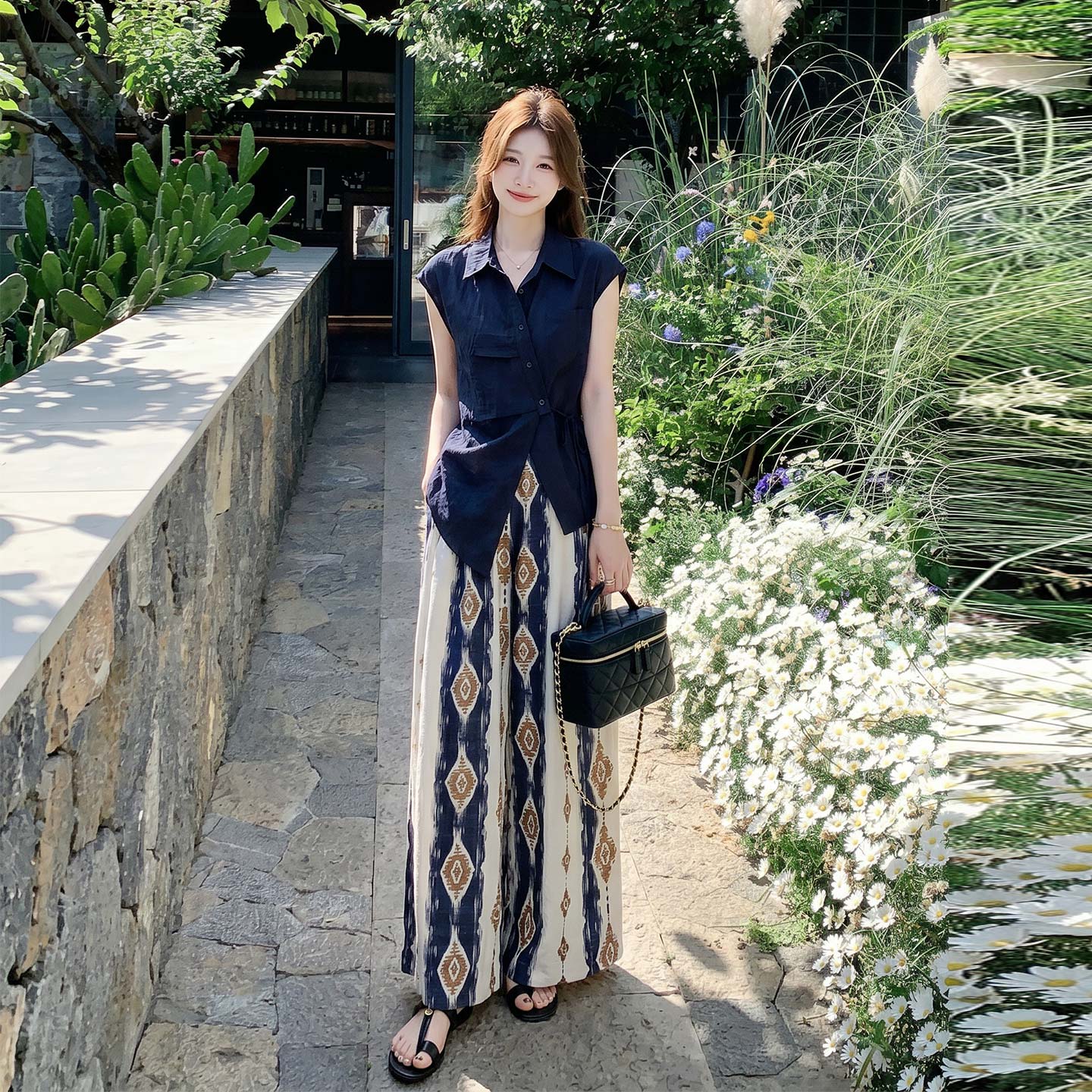 韩式复古休闲慵懒风套装女2026新款不规则收腰上衣印花长裤两件套