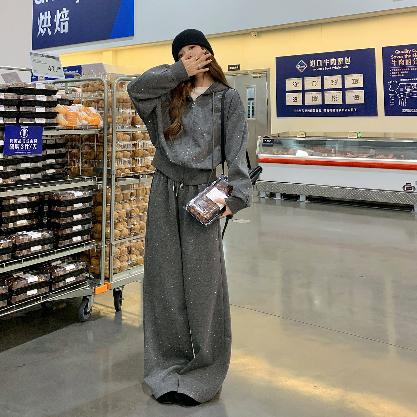 灰色休闲运动风卫衣套装女2026秋季新款细闪连帽上衣阔腿裤两件套