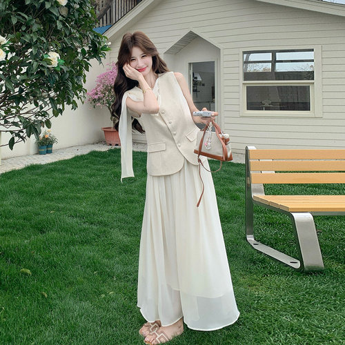 轻奢优雅风西装马甲不规则半身裙