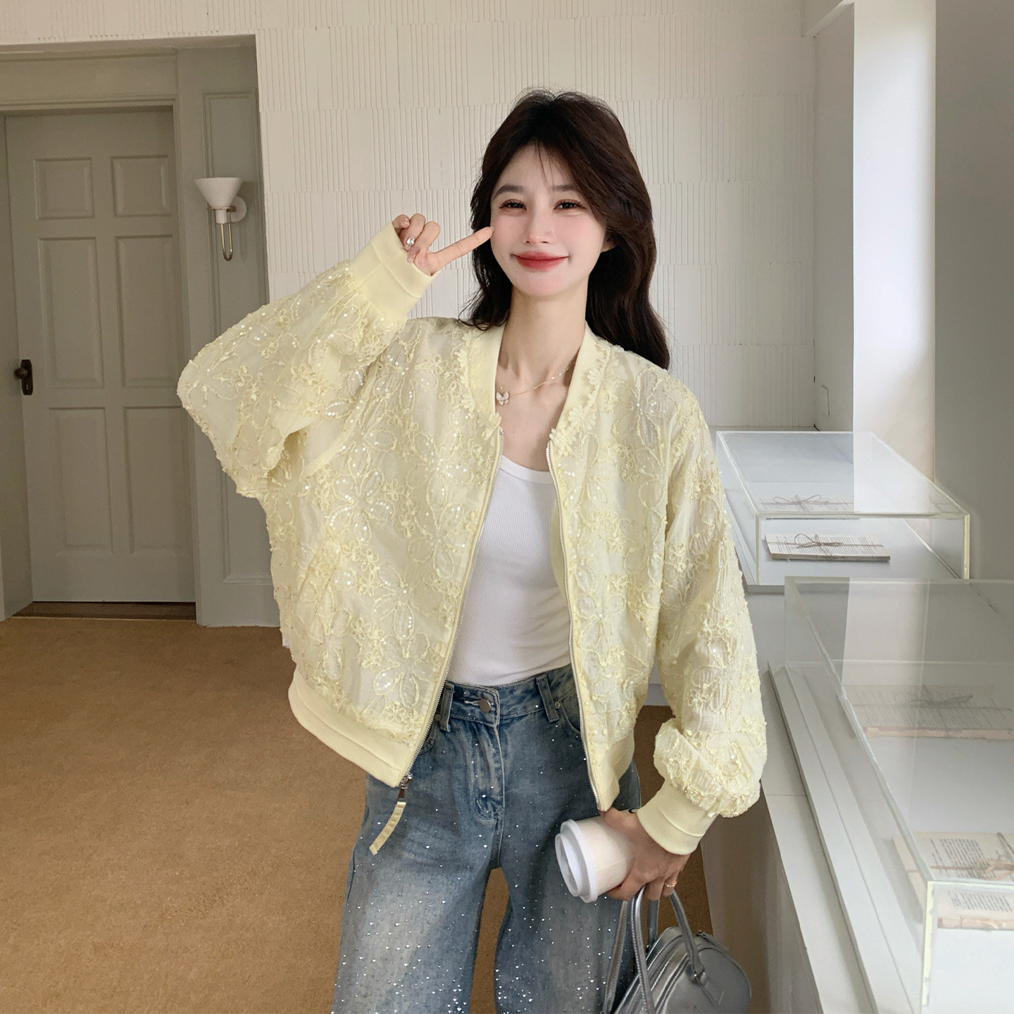 奶黄色高级感蕾丝亮片刺绣外套女2026早春新款休闲风时尚洋气上衣