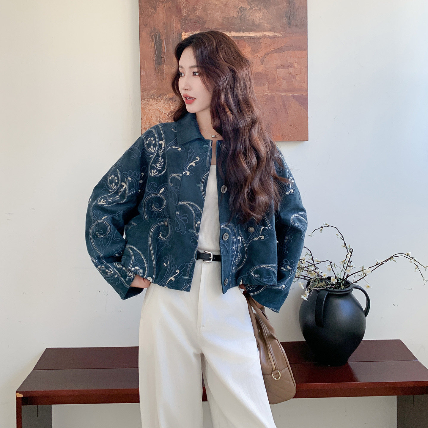 复古蓝刺绣麂皮绒短外套女秋季