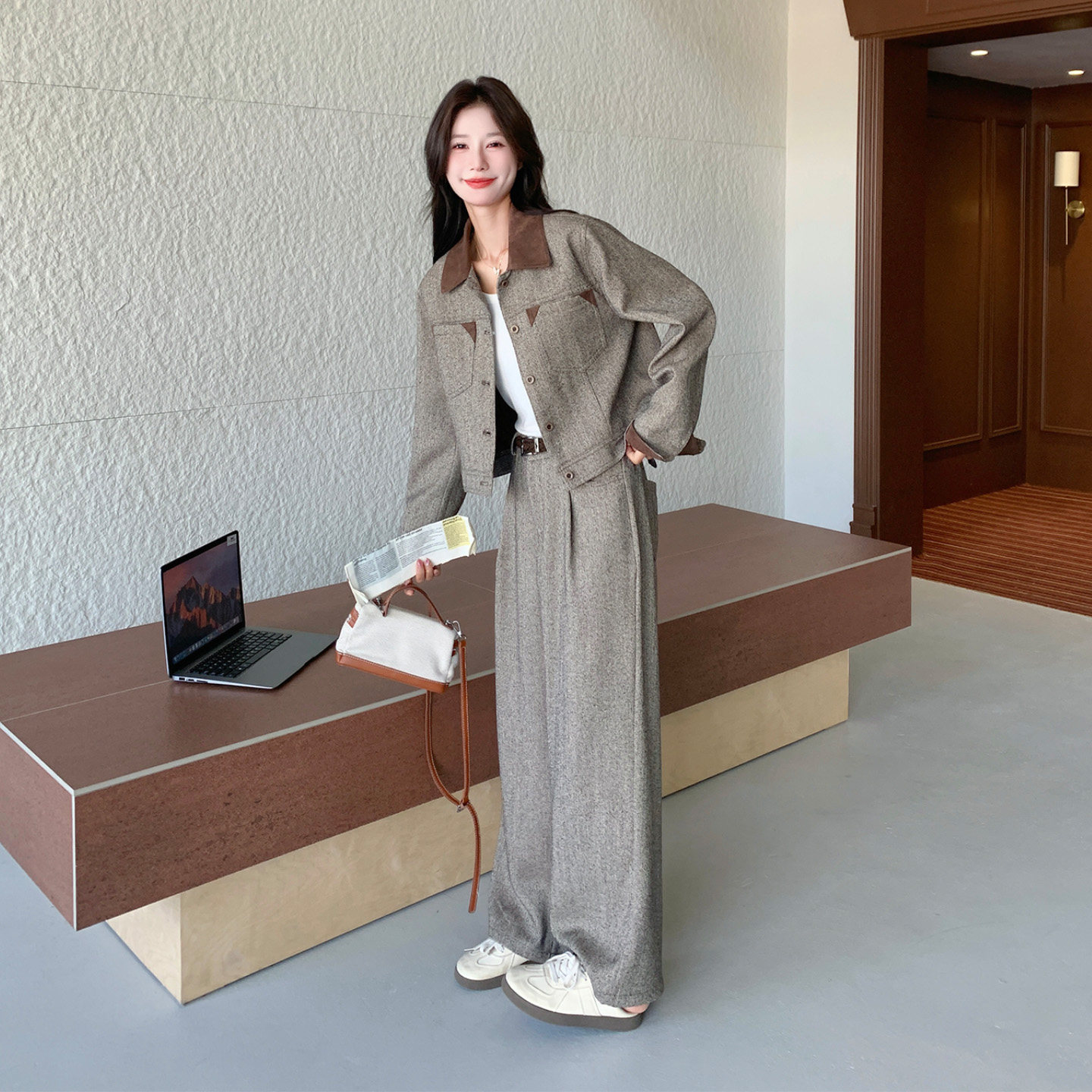 老钱风翻领外套阔腿裤女秋套装